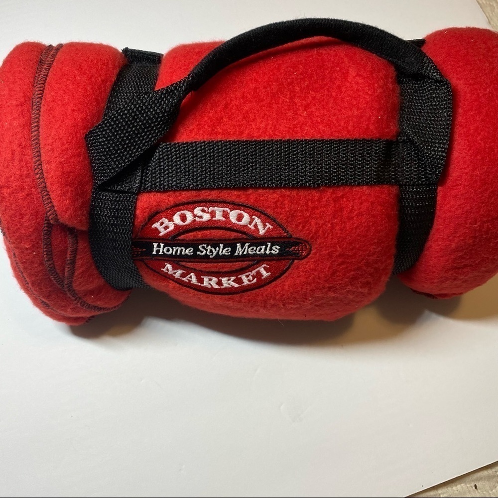 Boston Market Rotisserie Kitchen Promo Red Fleece Blanket Picnic Throw